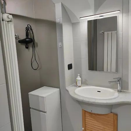 Casa Dora 5 Terre Close To Trains And Ferries With Ac - Wi-fi * La Spezia