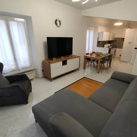 Apartment Casa Dora 5 Terre Close To Trains And Ferries With Ac - Wi-fi La Spezia