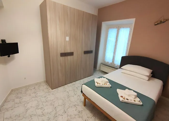 Casa Dora 5 Terre Close To Trains And Ferries With Ac - Wi-fi Apartment La Spezia