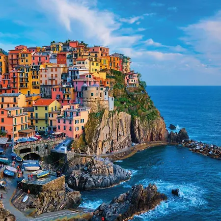 Apartment Casa Dora 5 Terre Close To Trains And Ferries With Ac - Wi-fi La Spezia